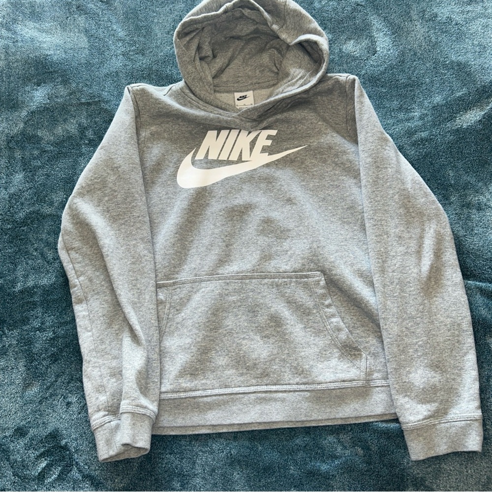 Nike Men's Light Gray Hoodie